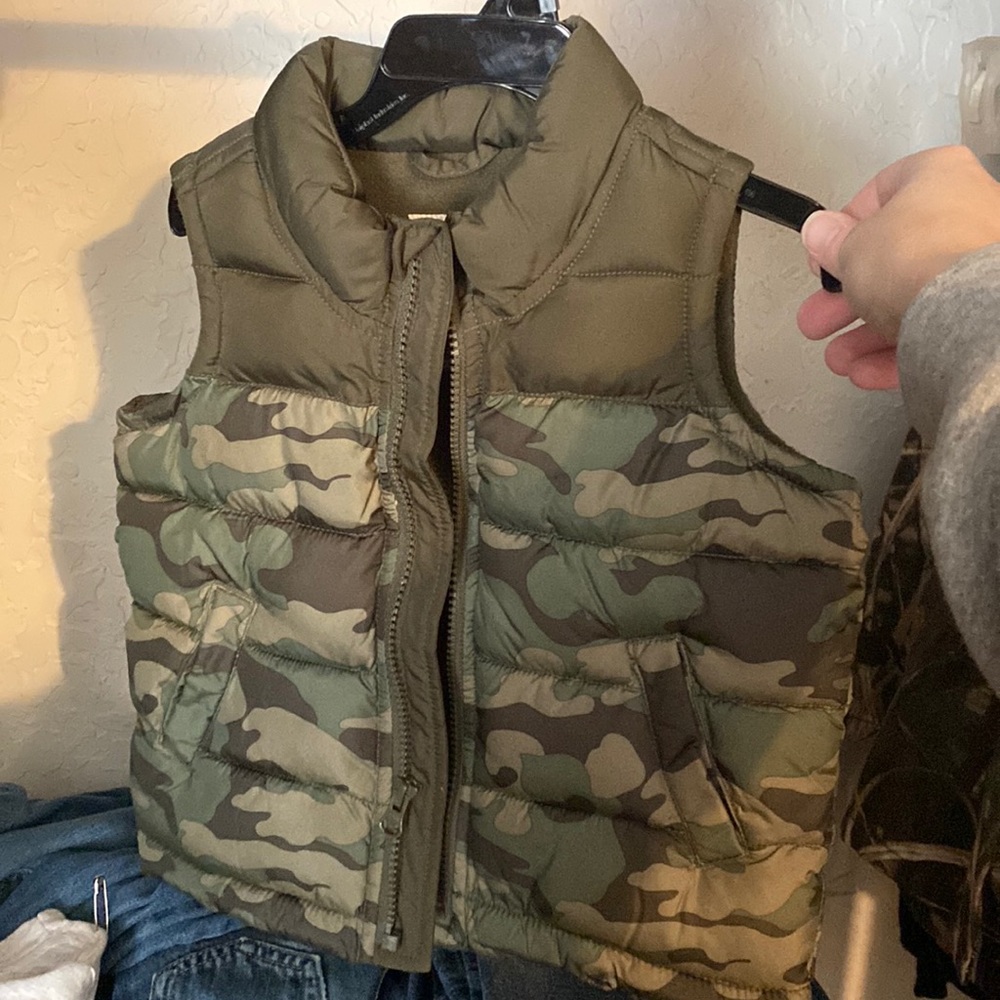 Old navy 2T vest